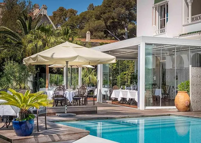 Отель La Mauresque