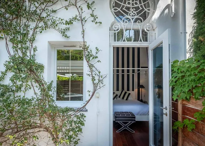 Отель La Mauresque 5*