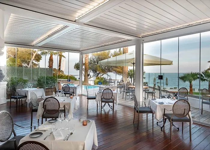 La Mauresque 5* Сен-Рафаэль