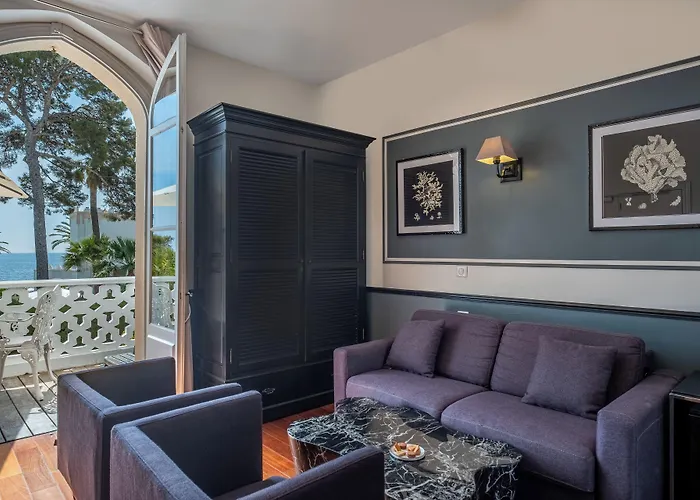 Отель La Mauresque 5*