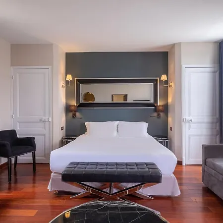 La Mauresque Hotel