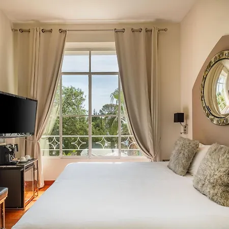 La Mauresque Hotel