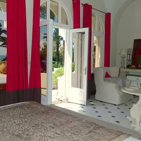 Отель La Mauresque 5*
