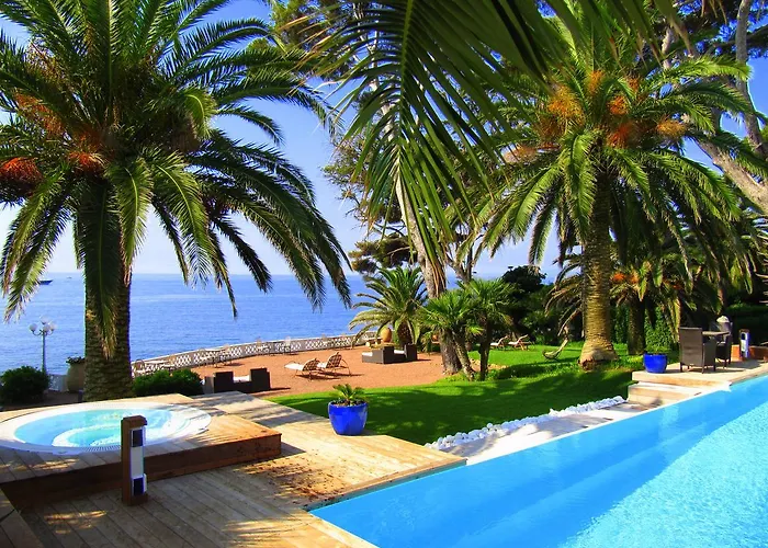 Hotel La Mauresque Saint-Raphael (Var)